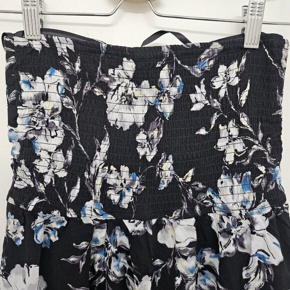 NWT Band of Gypsies Women’s Black Florals Strapless Sweetheart Jumpsuit Size M - Picture 7 of 9